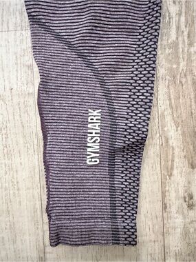 Gym Shark-Seamless High-Neck Sports Bra & Leggings Set in Mauve Purple